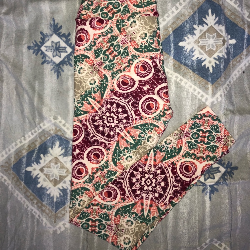 NWOT OS Leggings